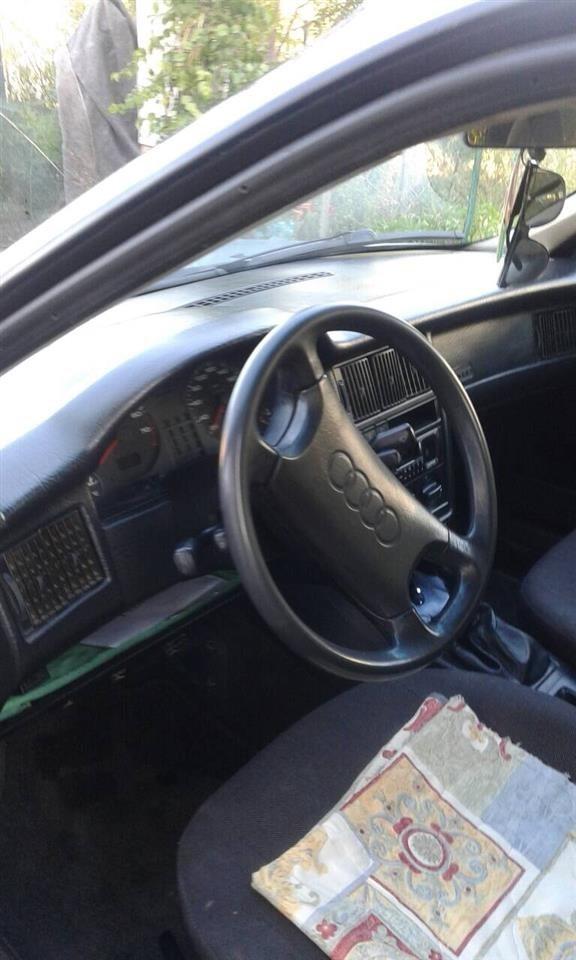 Shitet-Audi-80