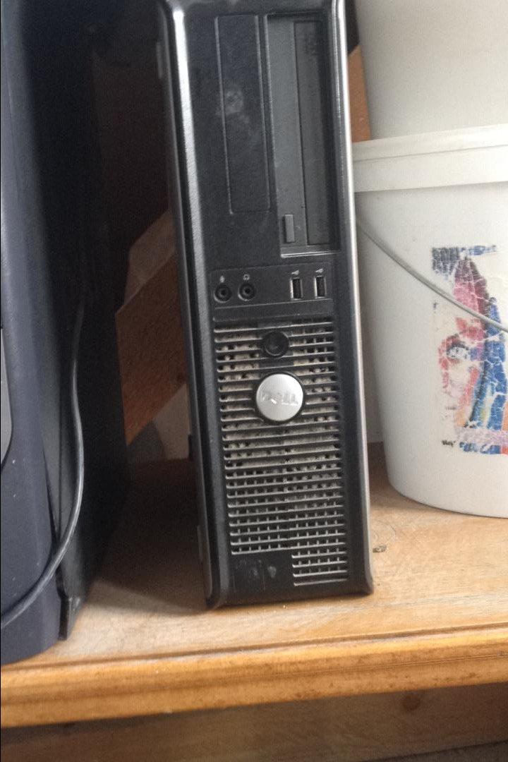 Shtepize-PC-Dell-
