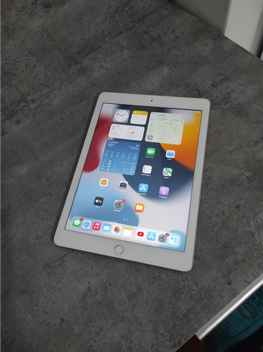 iPad 6th Generation &#55357&#56613 