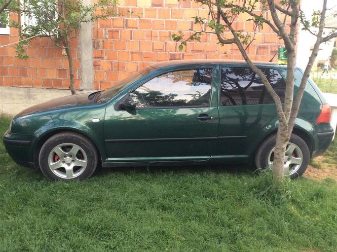 Golf 4