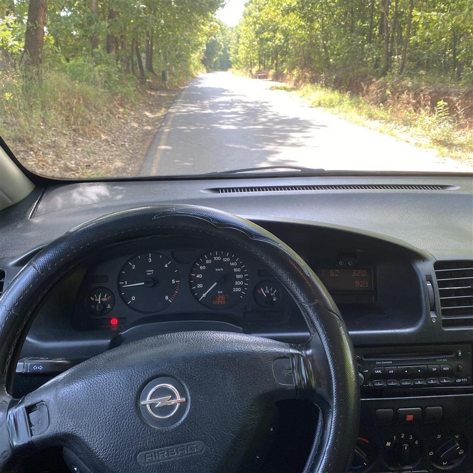 shes-opel-Zafira