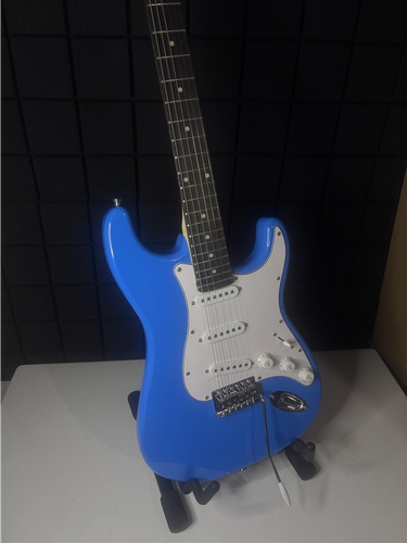 Gitare elektrike e re