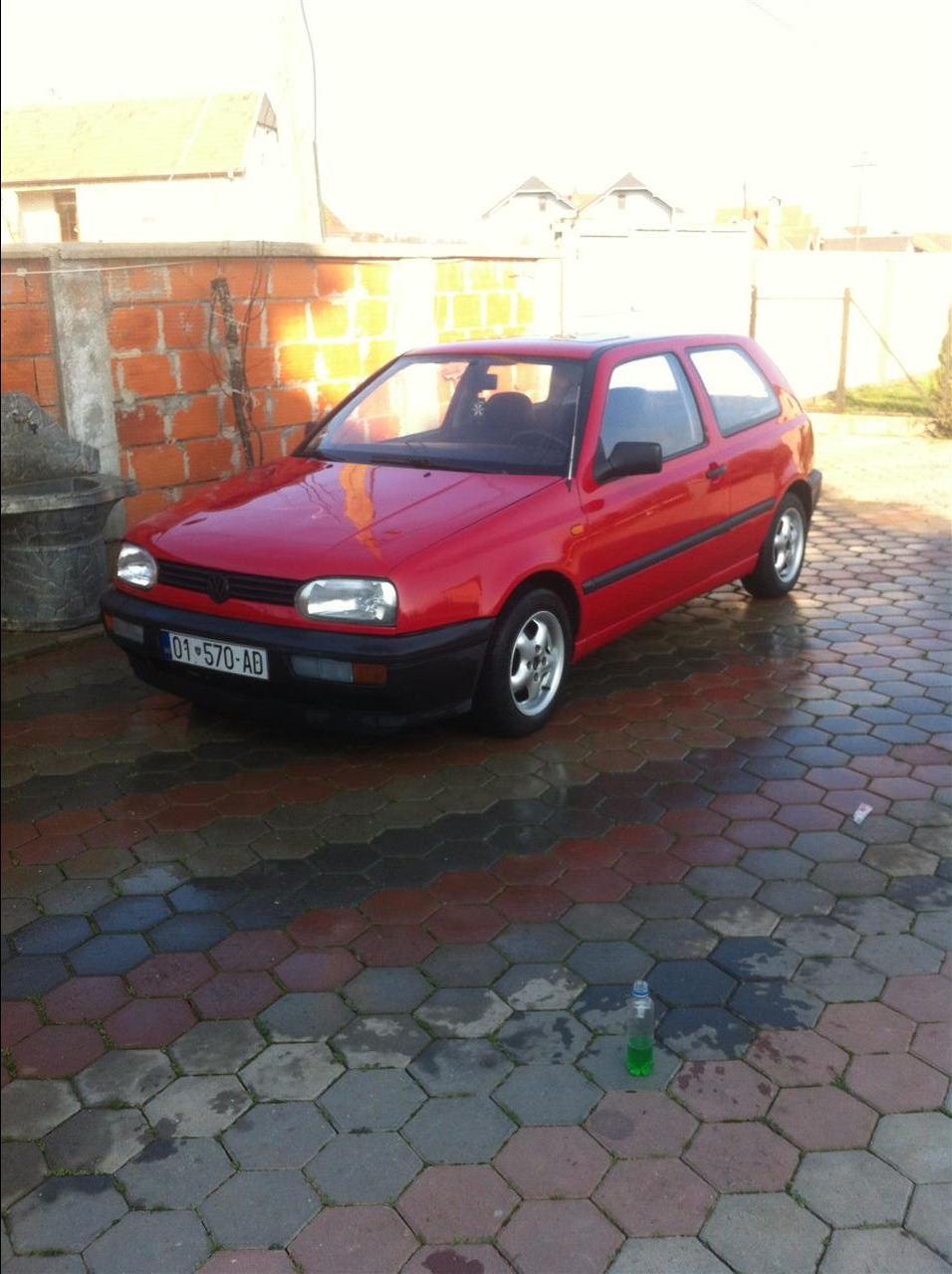 Shes-golf-3