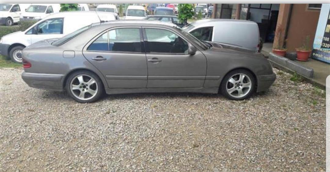E-220-cdi-