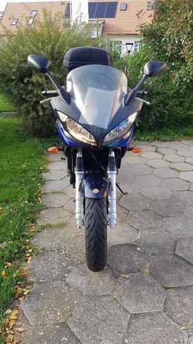 YAMAHA 