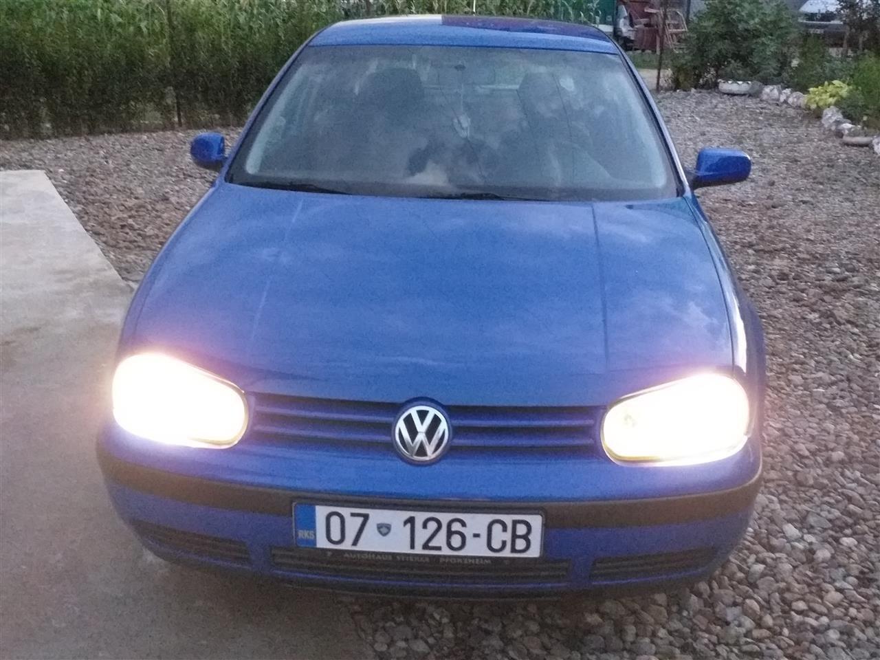 VW-Golf-4
