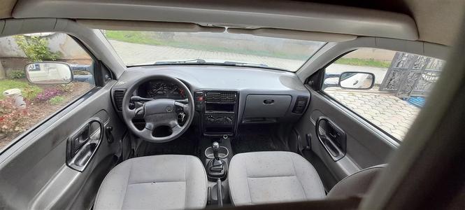 Caddy 1.9 / 2003 