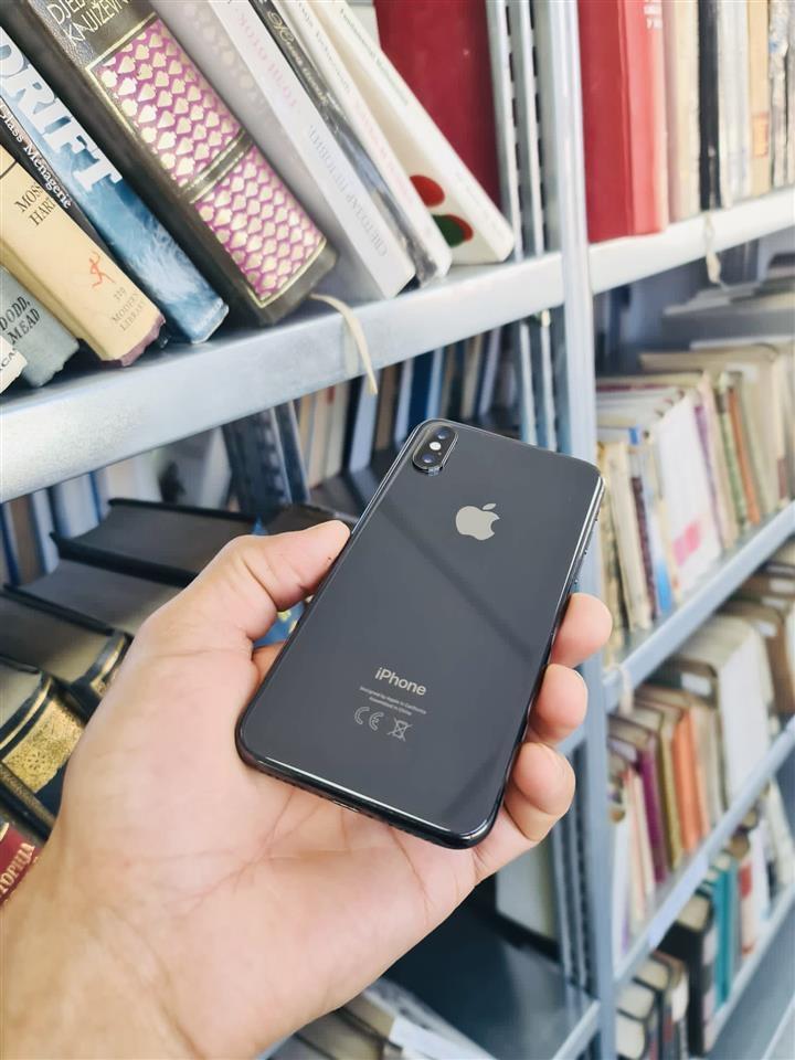 Iphone-X-i-paservisuar