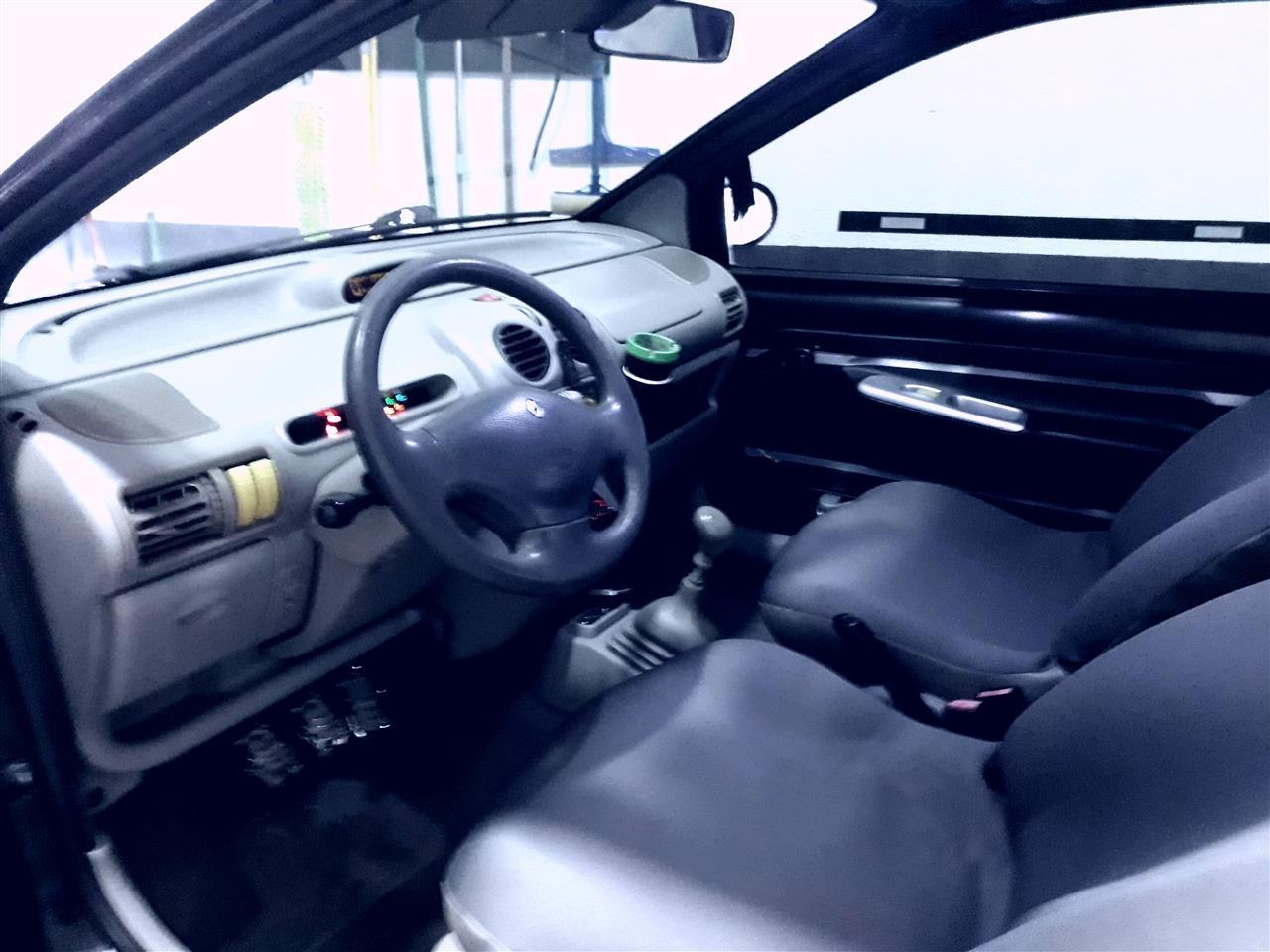 Reno-twingo-