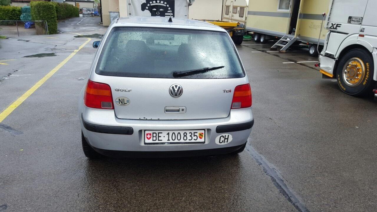 Golf-V-