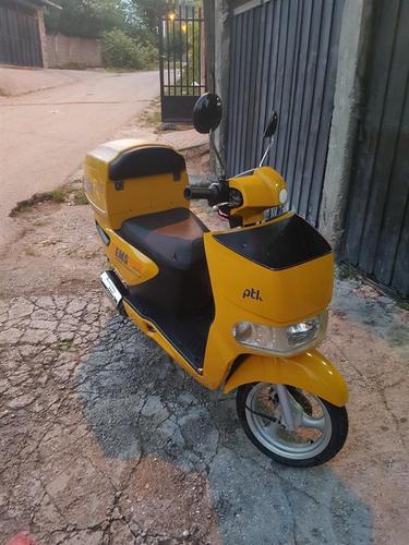 Shes motorrin