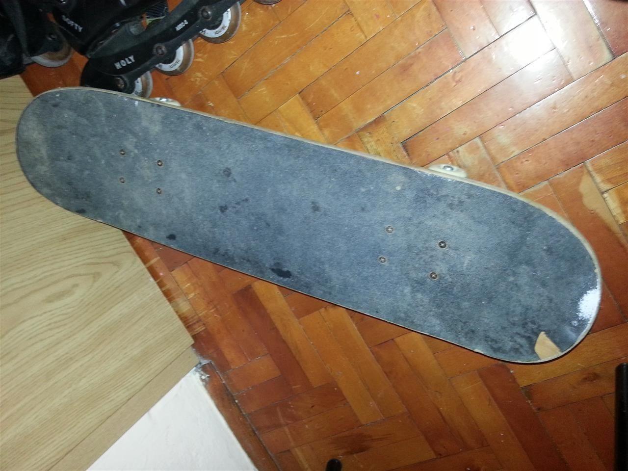 Skatboard-nga-Gjermania