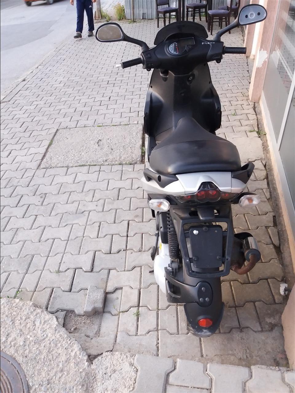 Gilera-runner