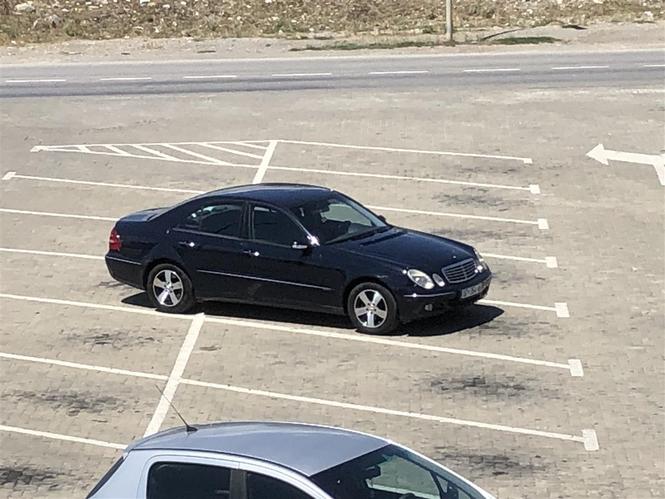 Mercedes E220