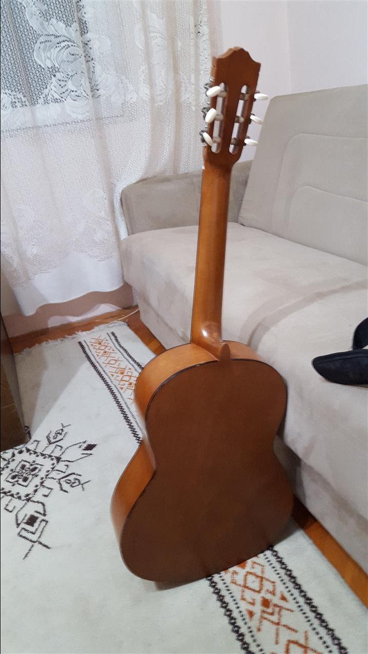 Gitarë-klasike