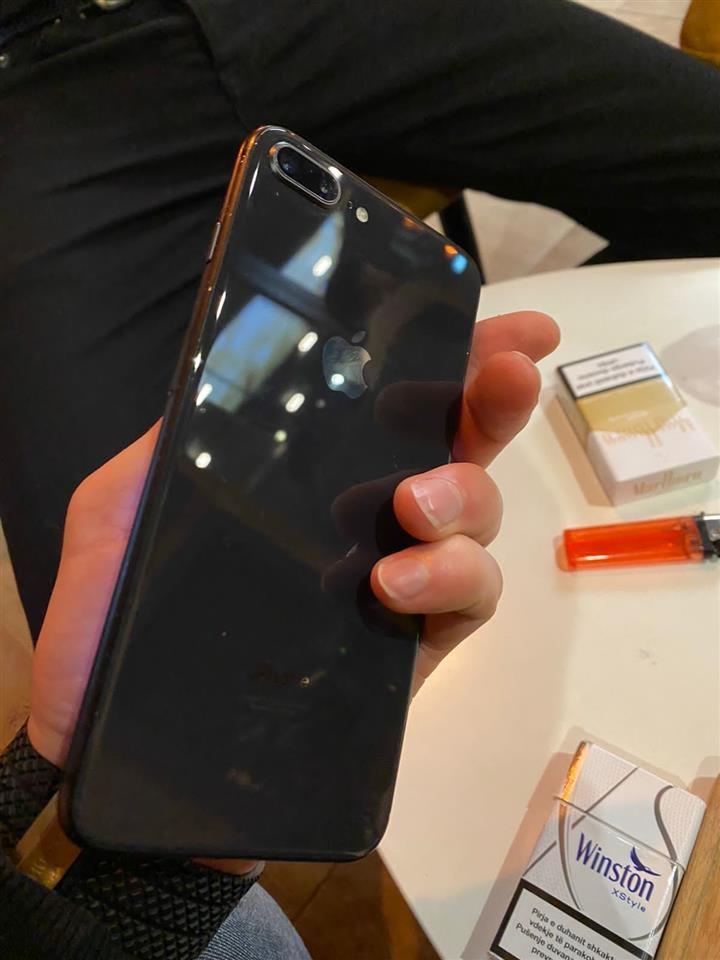 Iphone-8+