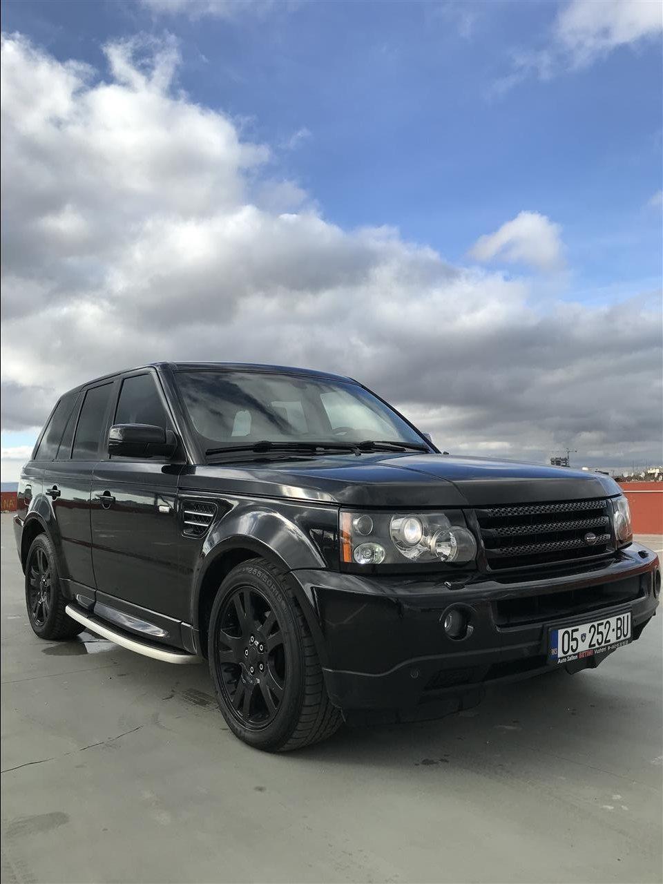 RANGE-ROVER-