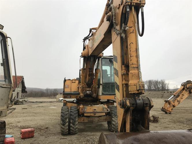 Liebherr 902