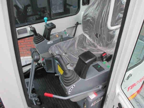 2013-Takeuchi-TB016