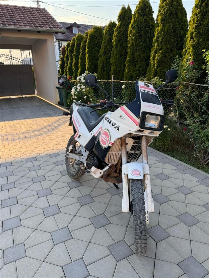 Cross