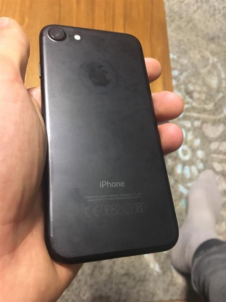 Shes-iPhone-7