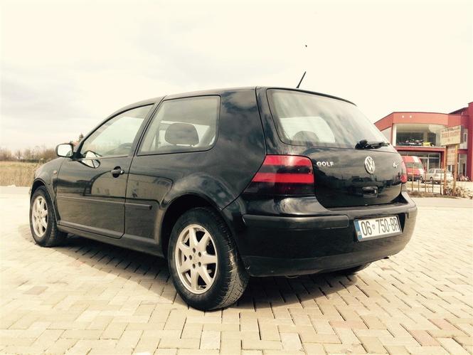 GOLF 4 