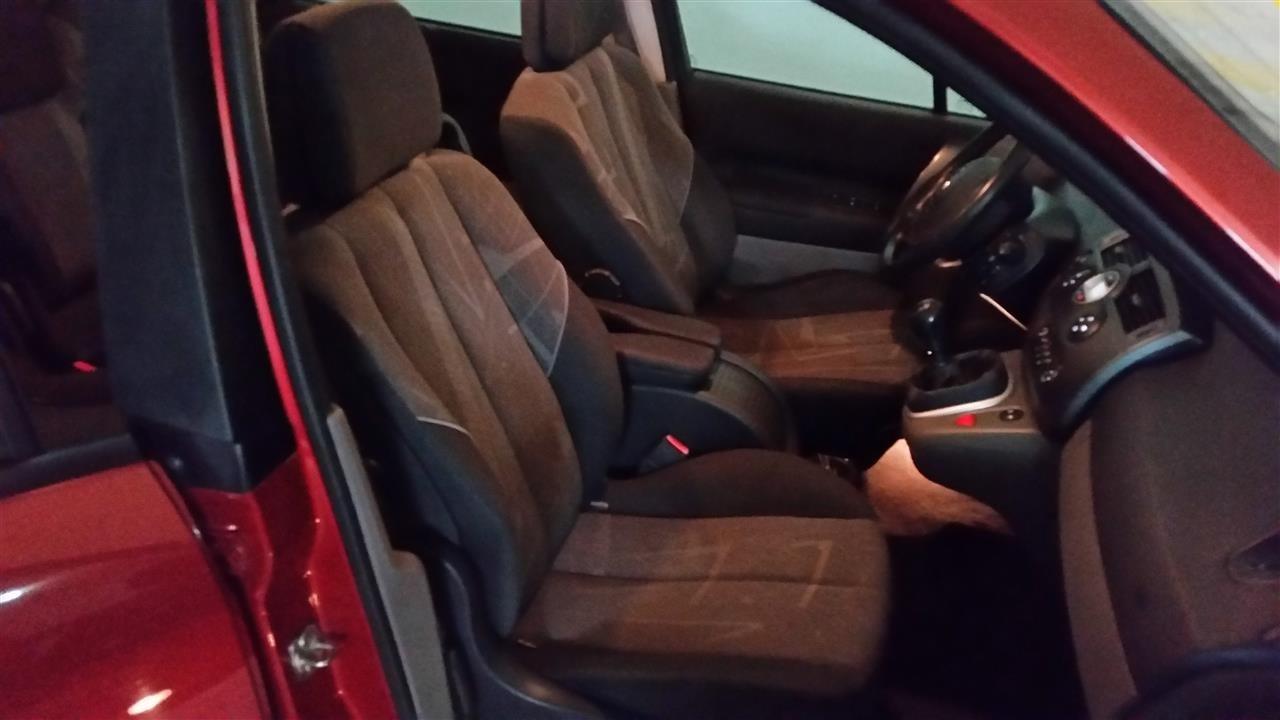 Renault-Scenic