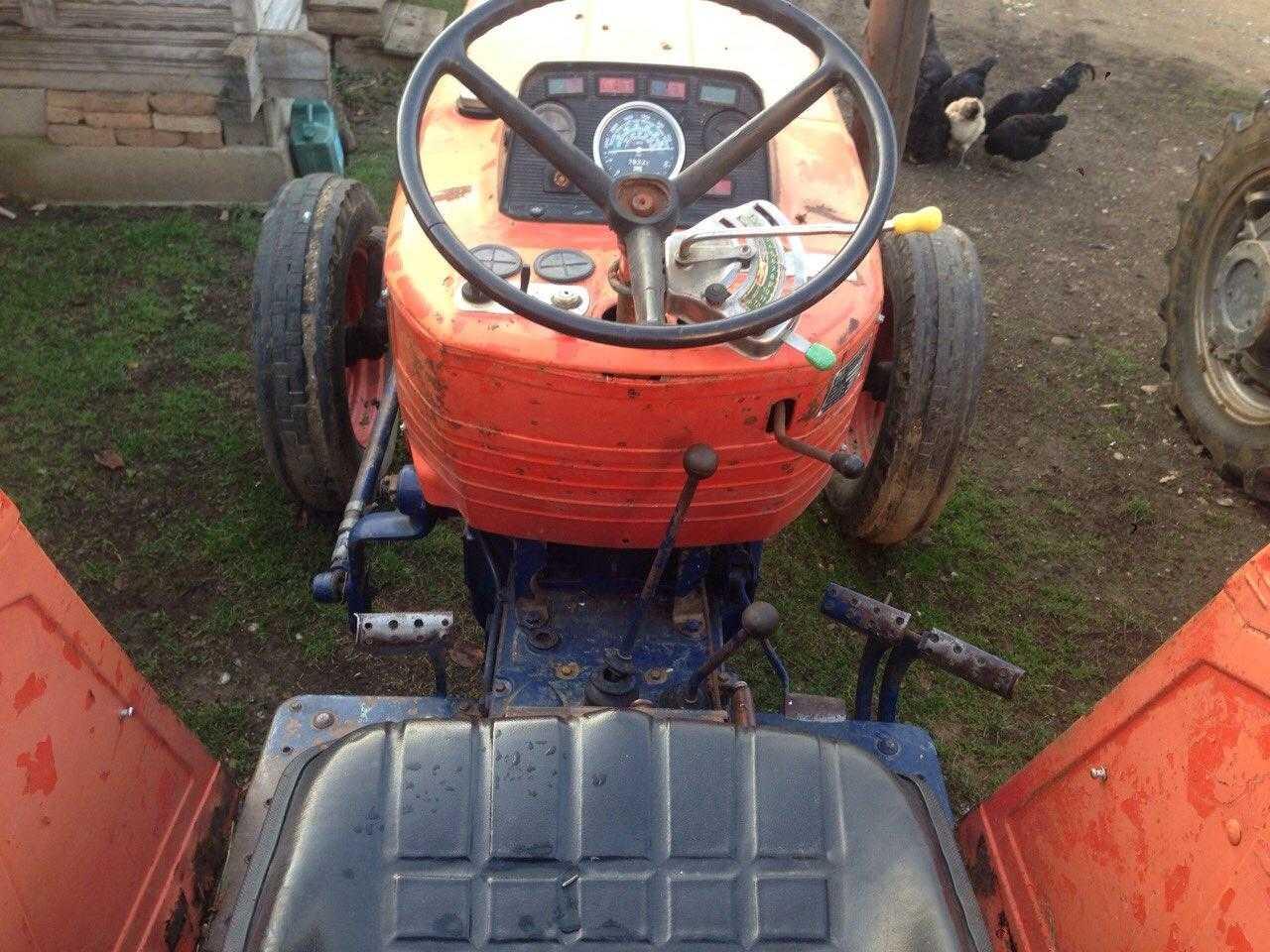 Traktor-Massey-Ferguson-Dhe-Same