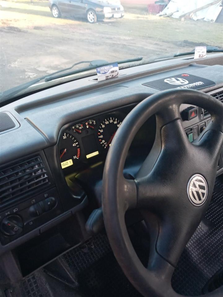 Shitet-kombi-t4