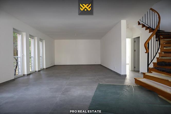 Shtëpi 450m² për #SHITJE në Çagllavicë.