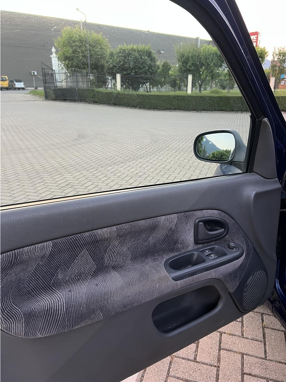 Renault-Clio-1-2-Benzin