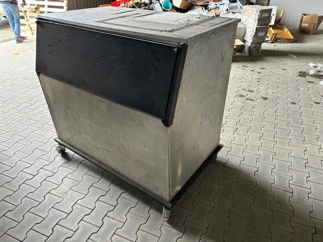 Ice Maker