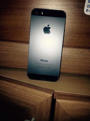 iPhone 5  