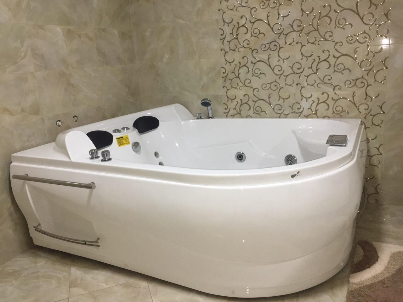 Jacuzzi