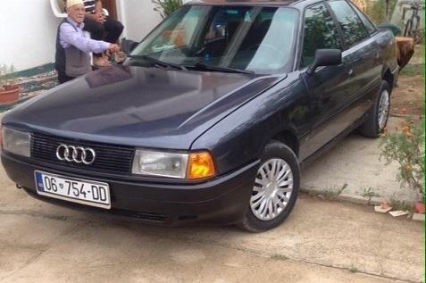 Audi-80