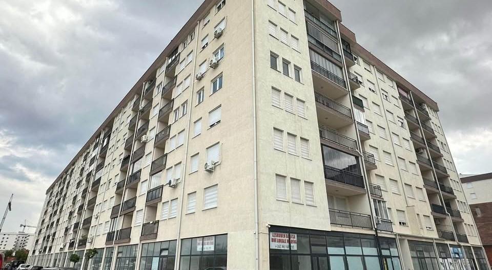 Banesë-në--shitje-në-Fushë-Kosovë