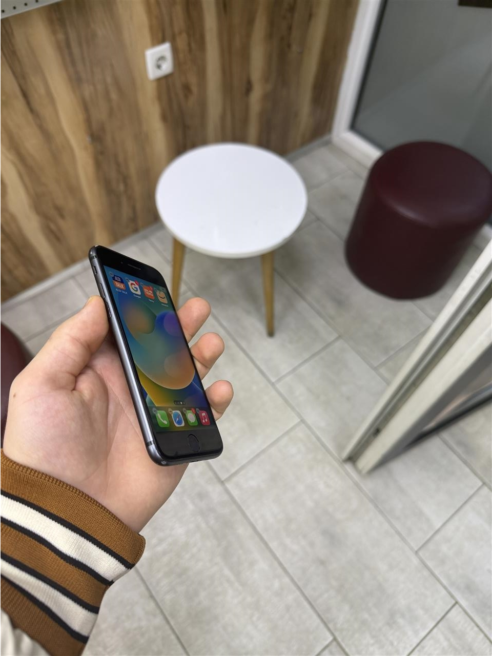 iPhone-8