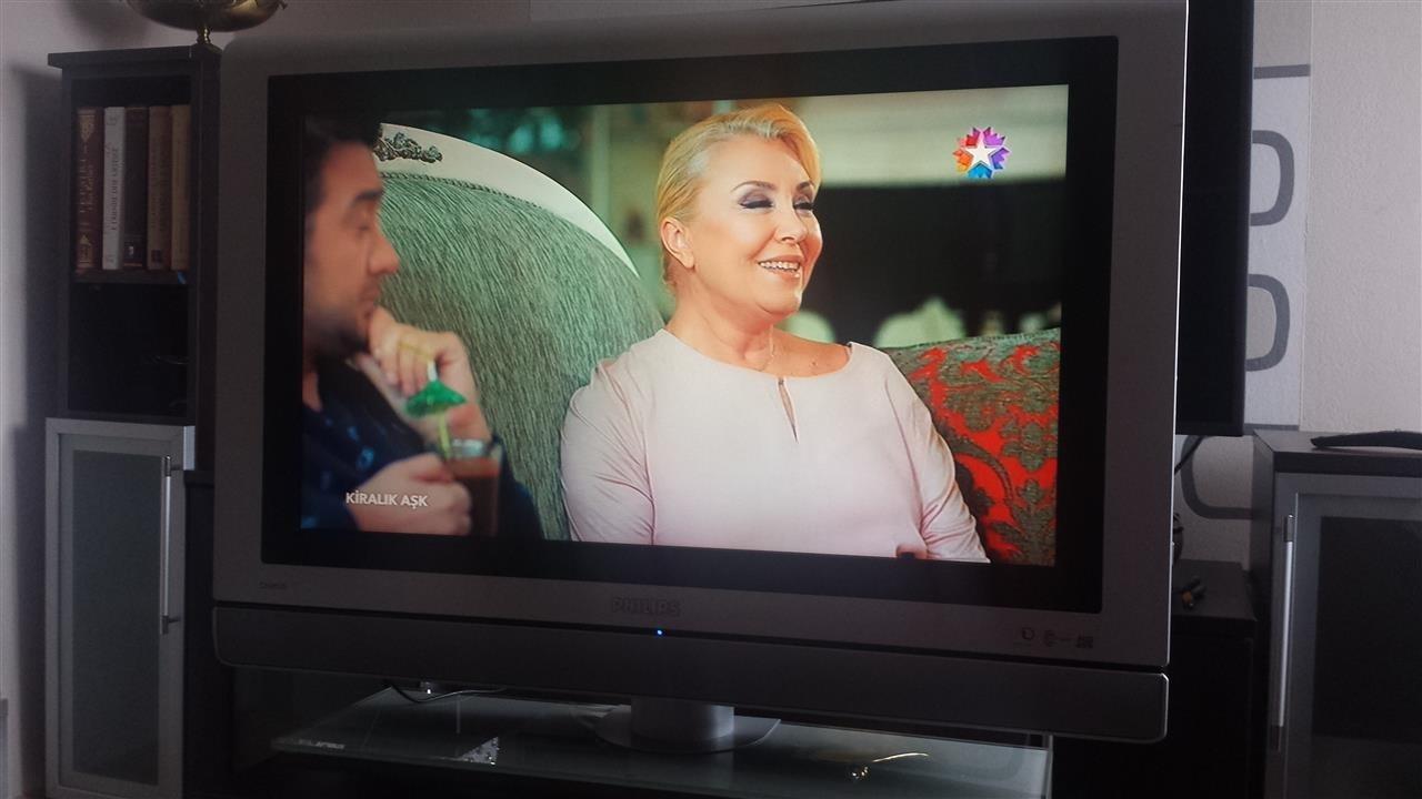 PHILIPS-LCD-TV
