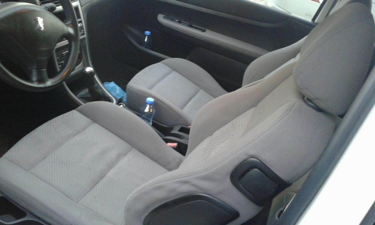 Peugeot-307