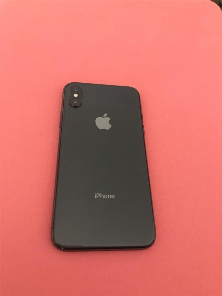 Shes-iPhone-X-