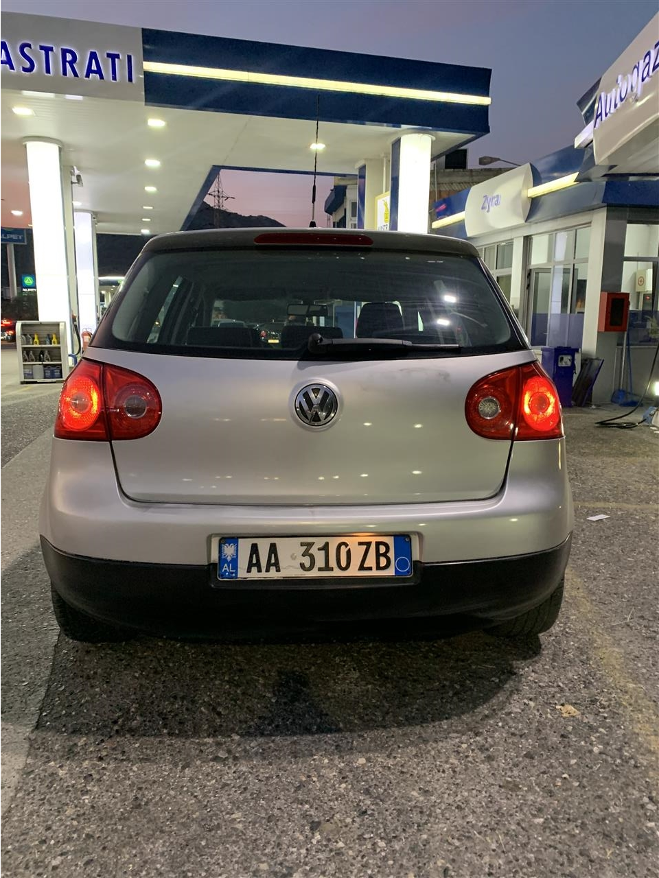 Shitet-Golf-5