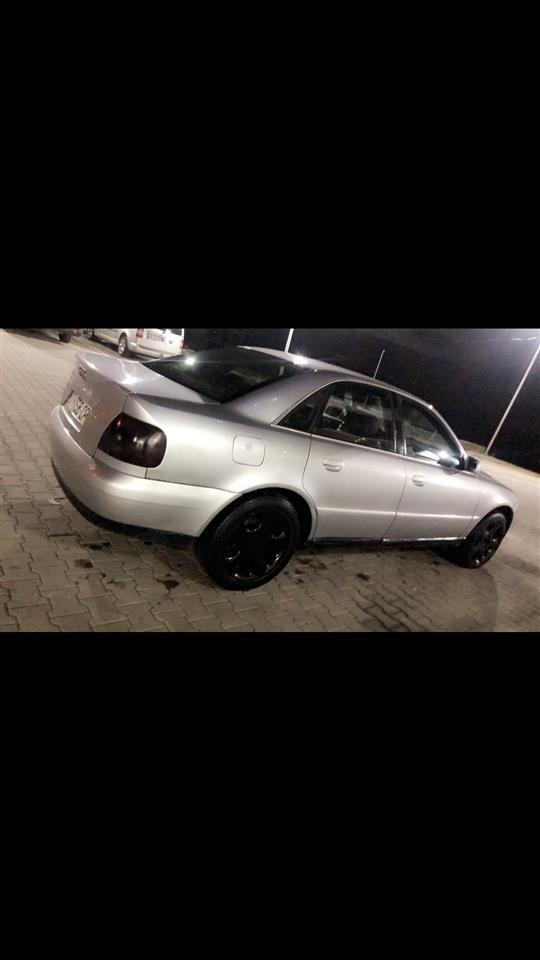 Audi-A4
