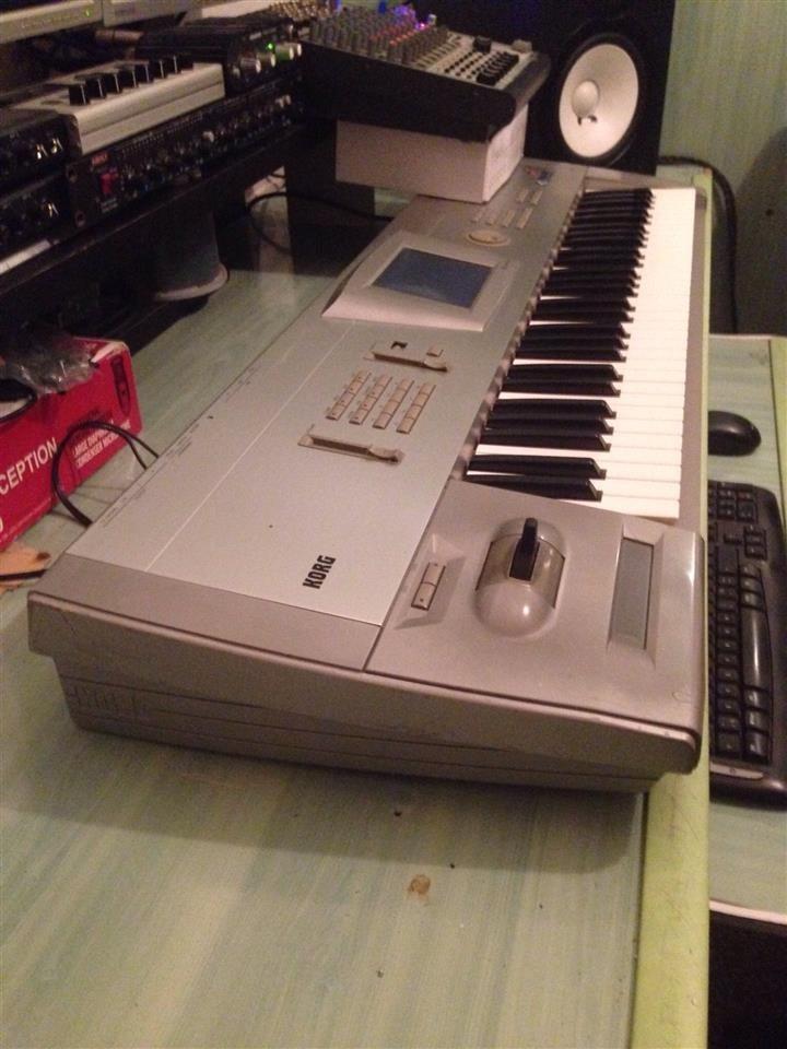 Korg-Trinity-plus-