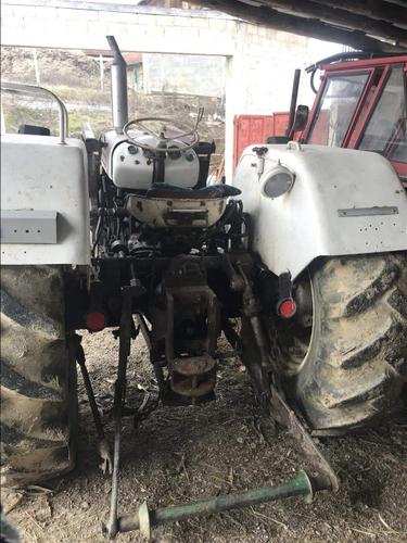 Traktor