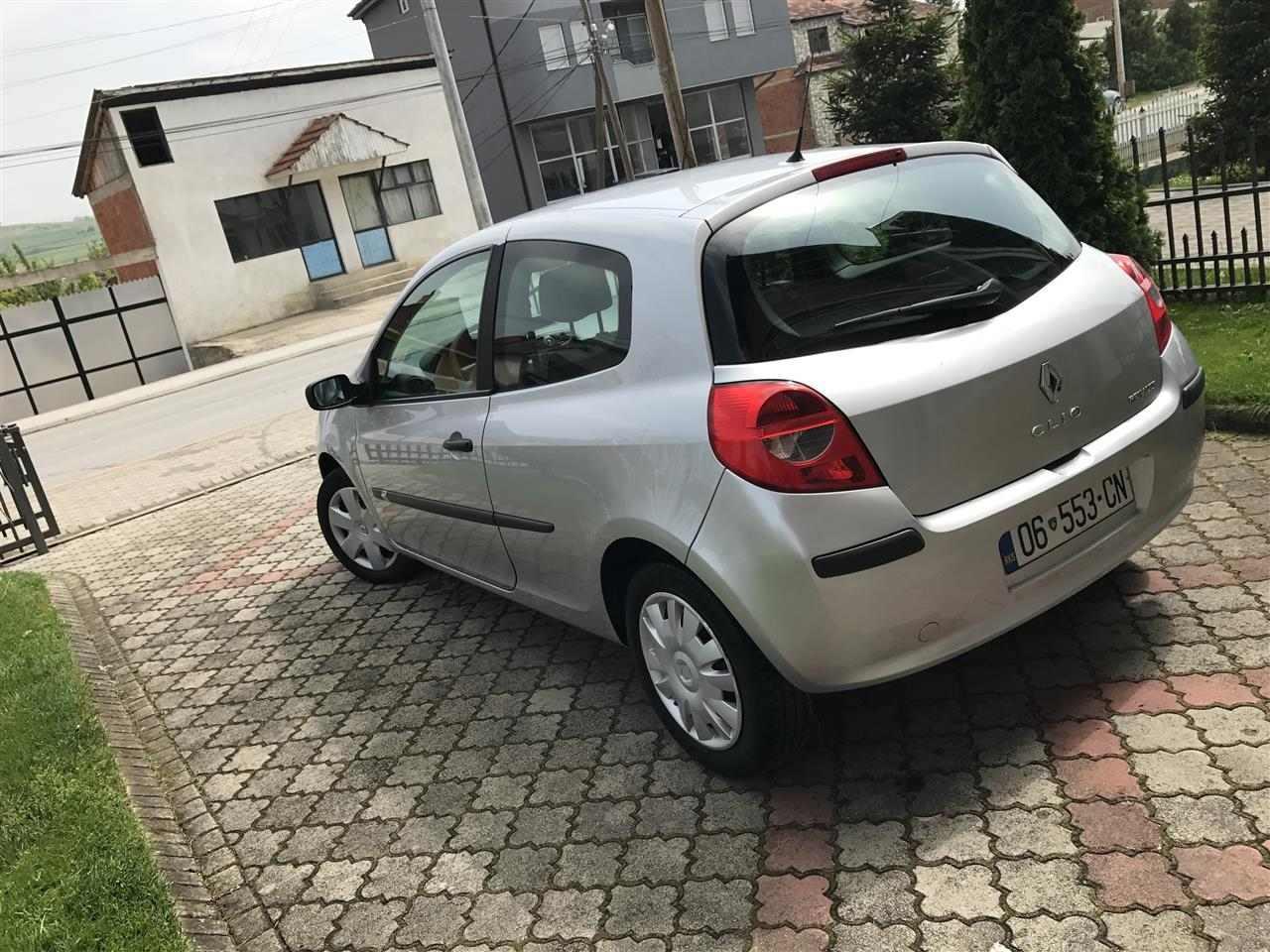 Renault-Clio-