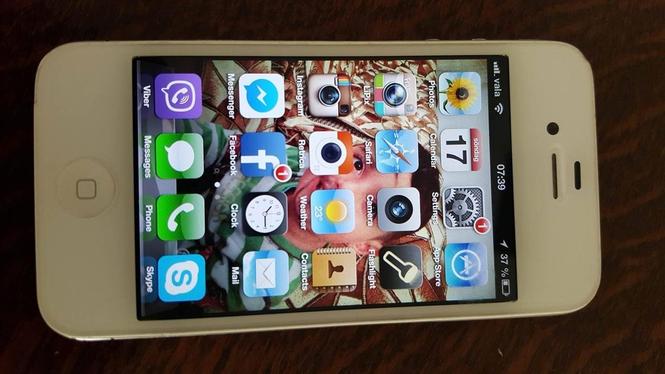 iPhone 4