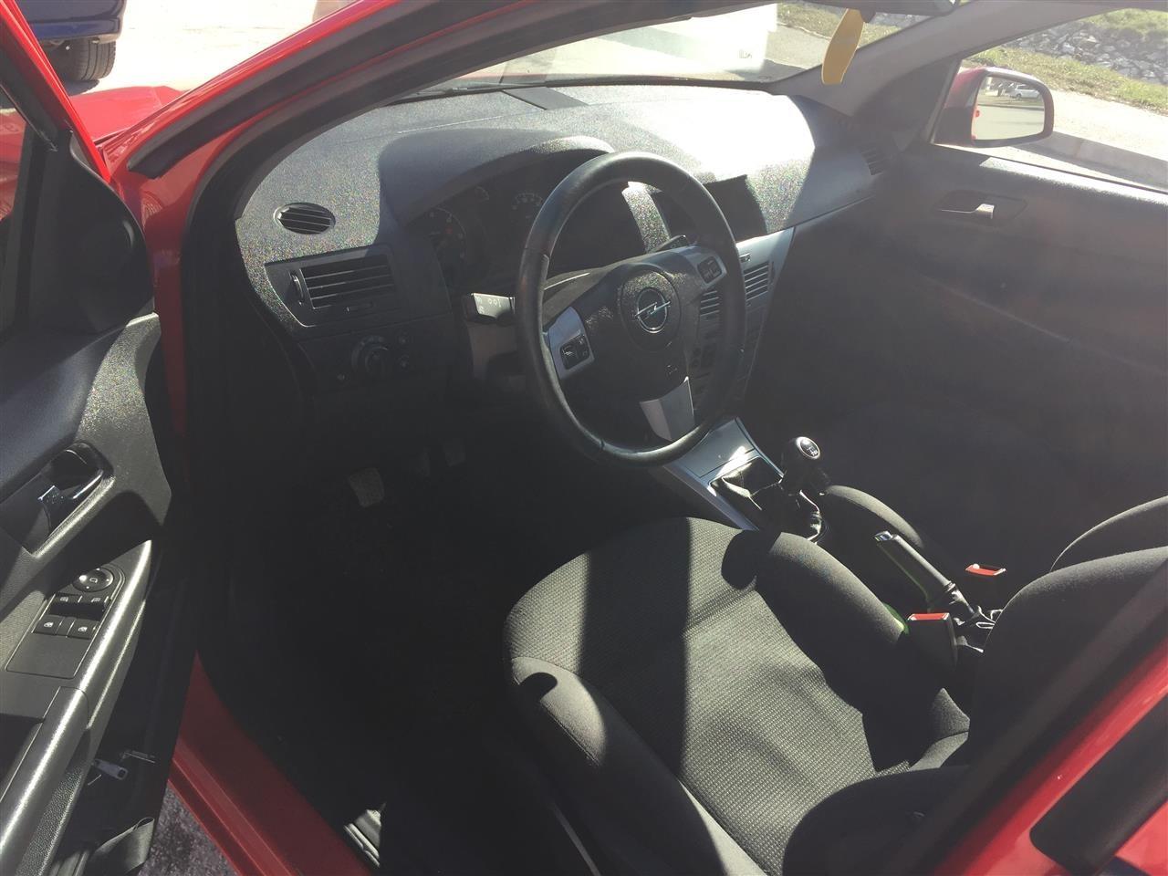 Opel-Astra-1-7-cdti
