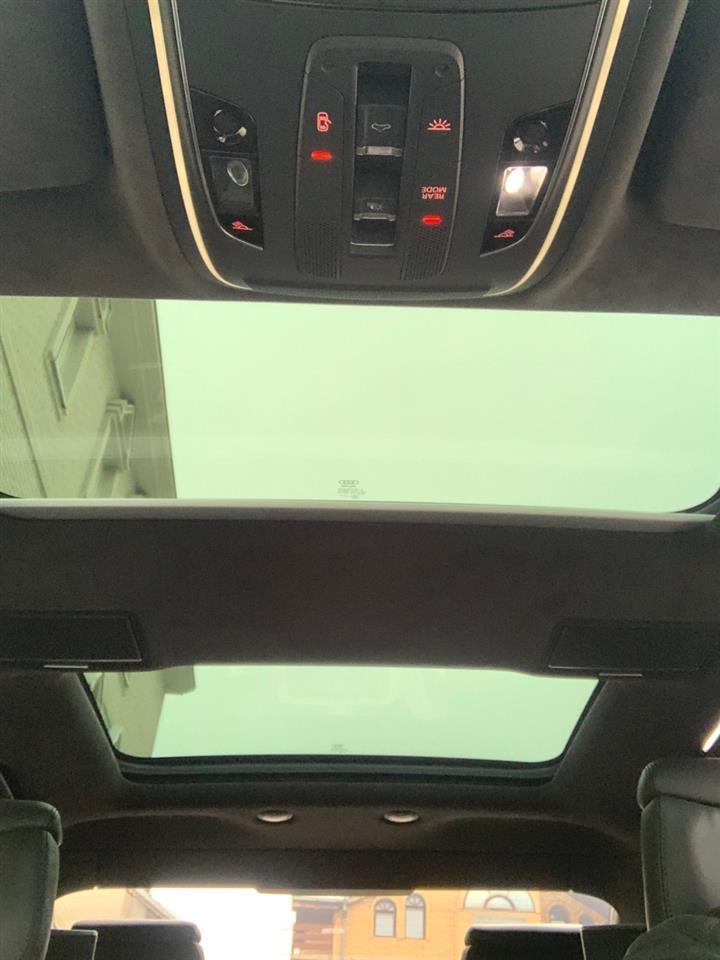 AUDI-A8L-