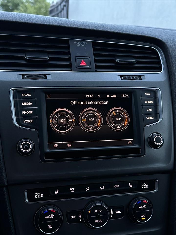 Golf-7-Lounge-1-6-Automatik-2015