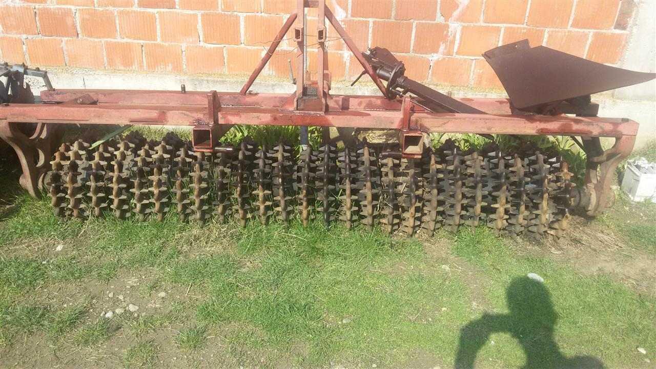 Pllugji